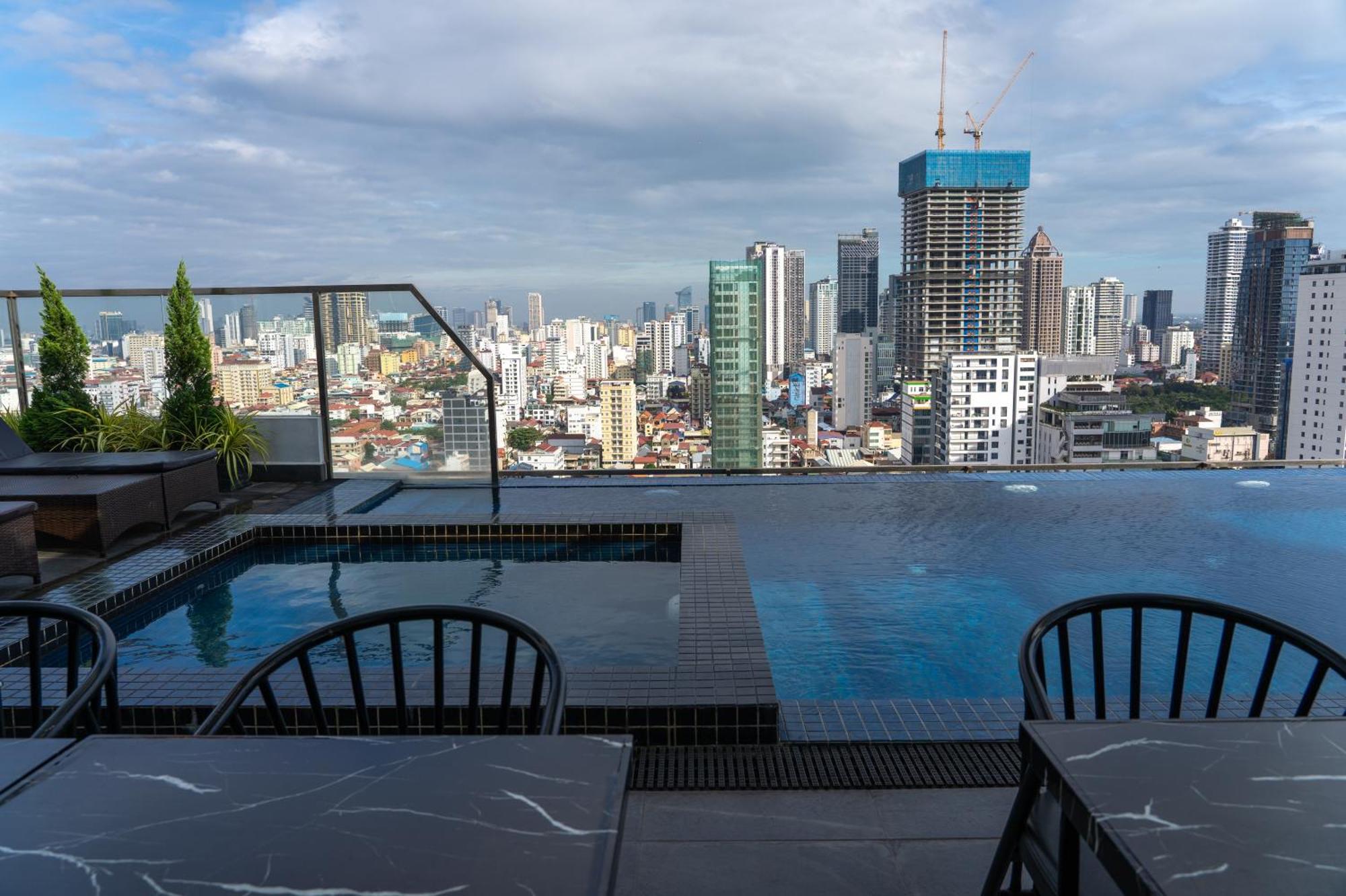 Parc21 Luxury Boutique Hotel Phnom Penh Eksteriør bilde